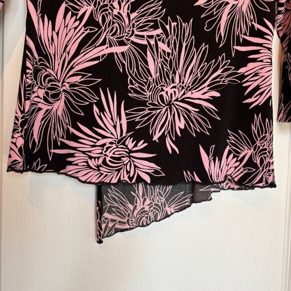 Laura Petites Asymmetrical Y2K Floral Top Black Pink V-Neck - Picture 4 of 10
